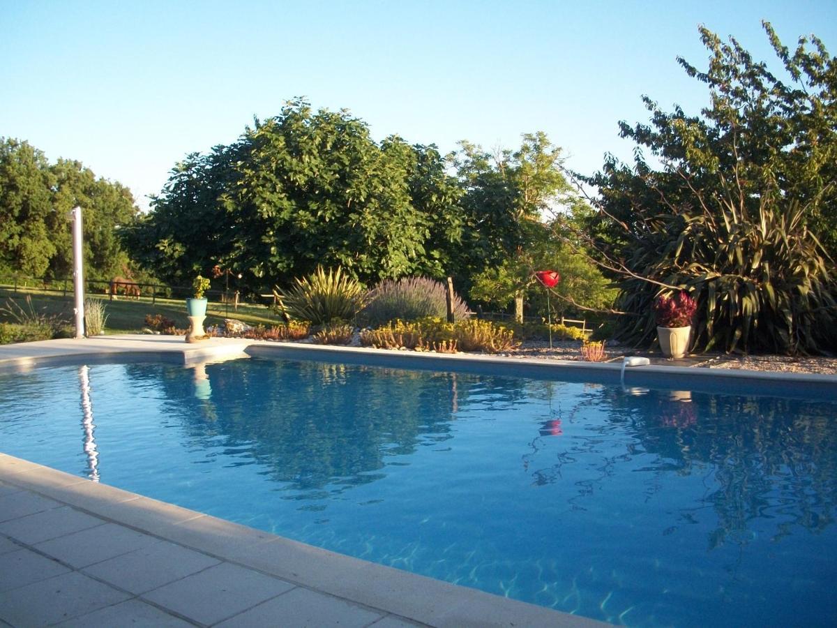 Le Pre Joli Otel Beaugas Dış mekan fotoğraf